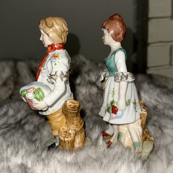 Vintage Kato Kogei Japanese Porcelain Figurines Man and Woman - Picture 3 of 16